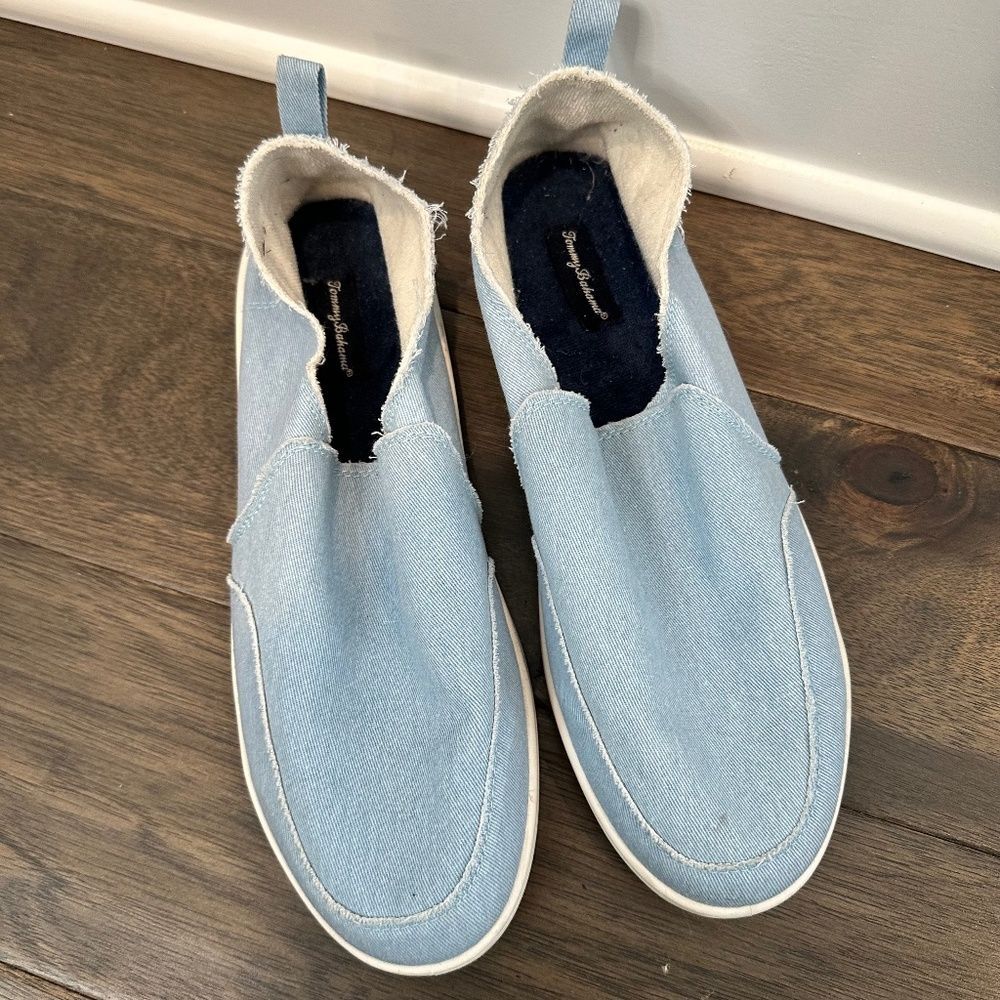 Tommy Bahama Light Blue Soft Canvas Terry Cloth Interior Slip On Sneaker Size 8